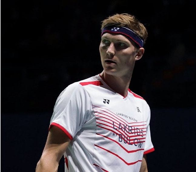 本届比赛选 本届比赛选