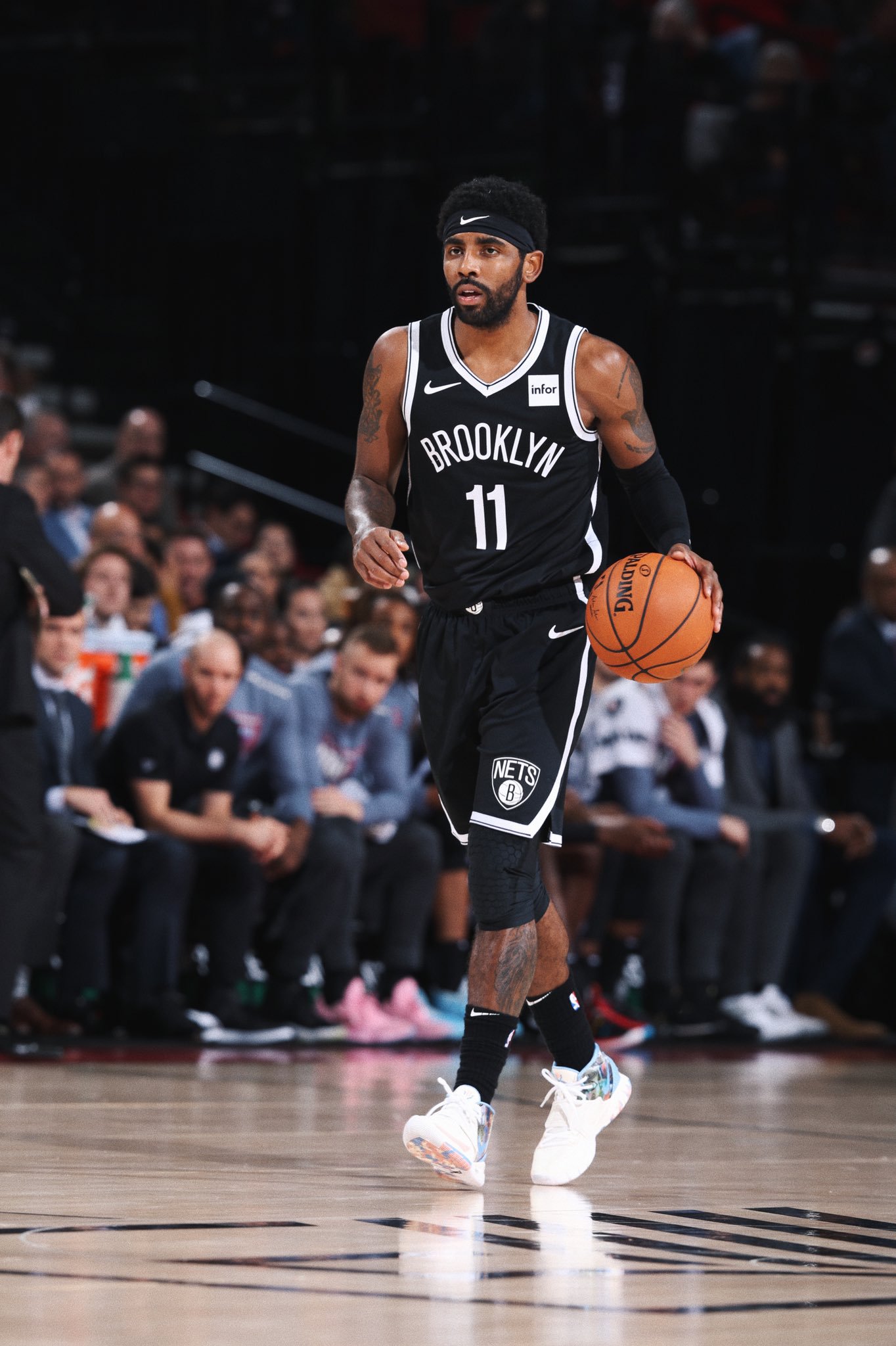 他们仍需保 他们仍需保