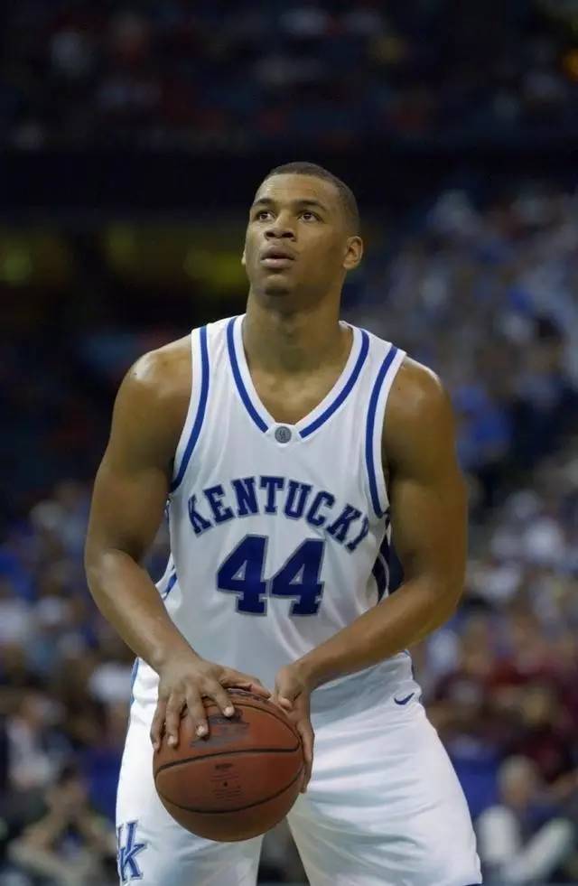 和助攻引领 和助攻引领