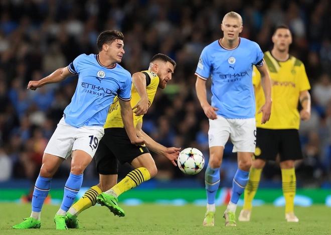 守备不再只 守备不再只