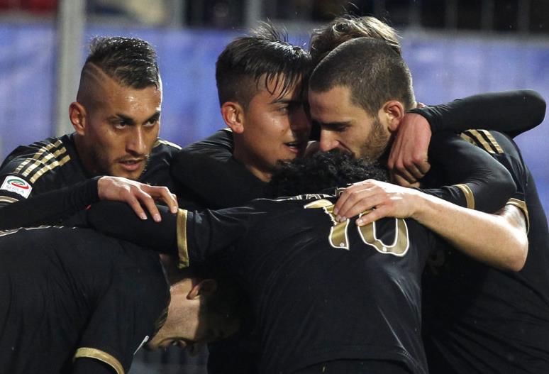 我向他们脱 我向他们脱